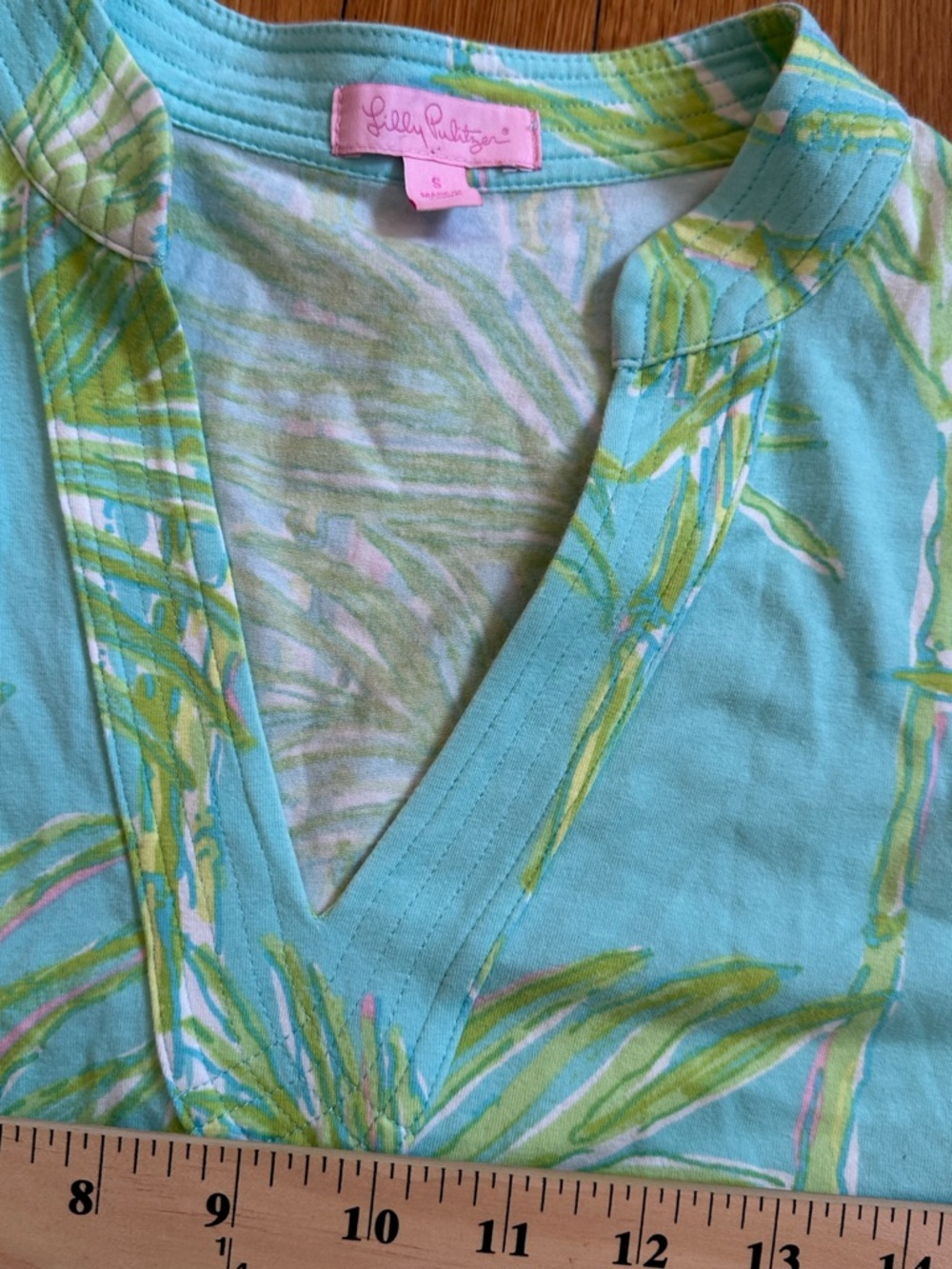 Lilly Pulitzer Joy tunic, bamboo print Print V-Neck Top cotton Beach Preppy - Picture 10 of 11